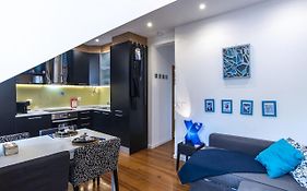 Central & Typical Lisboa By Gt House